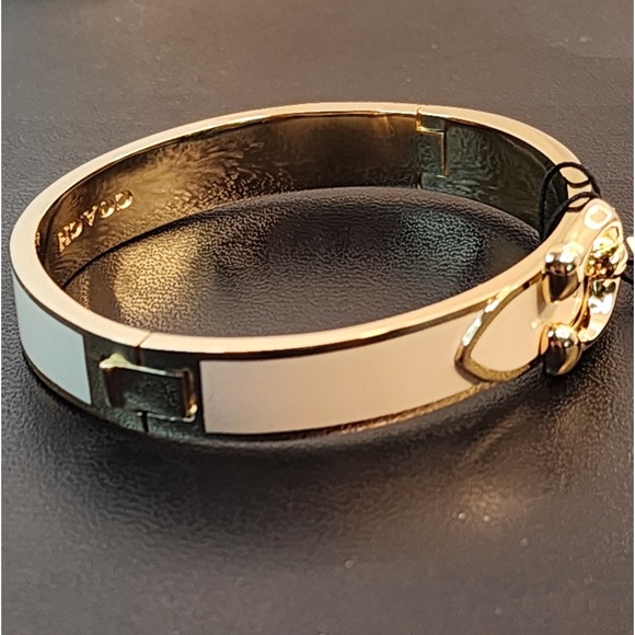 COACH Signature C-Buckle
Bangle - Gold-tone & color Chalk Enamel - Picture 7 of 15